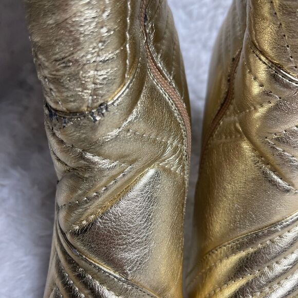 Liliana Metallic Gold Quilted Patterned Stitch Pointy Toe Stiletto Boots SZ 6.5 - Picture 12 of 16